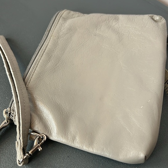 Latico Gray Leather Wristlet Wallet Pouch - Picture 9 of 9